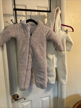 2 fleece suits for baby size 12- 18 mon koala baby & Carters